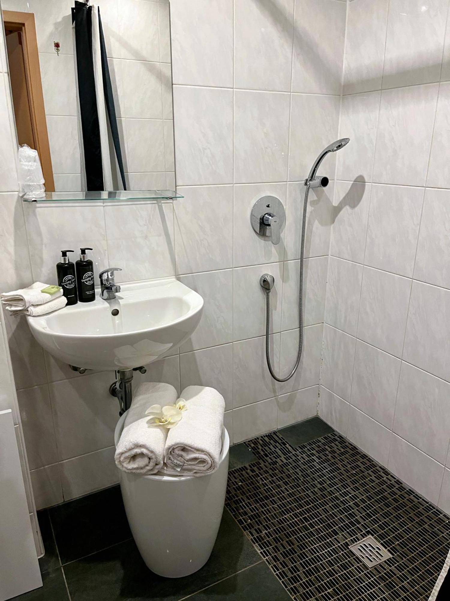 Pension Stadt MHG Kamer foto