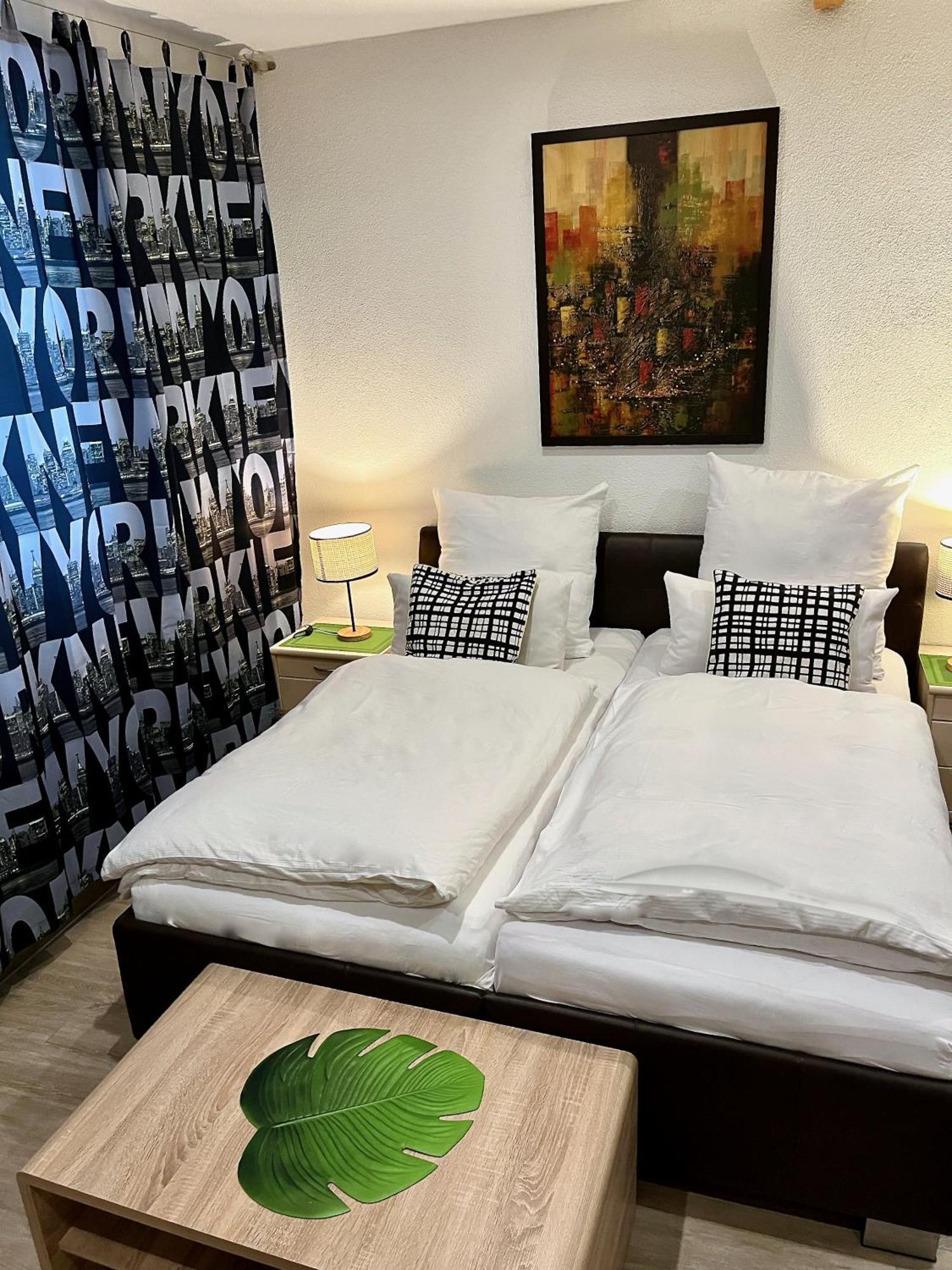 Pension Stadt MHG Kamer foto